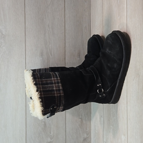 Ugg Australia Women 3286 Tall Leather Sheepskin Boots sz 6 - Picture 1 of 15